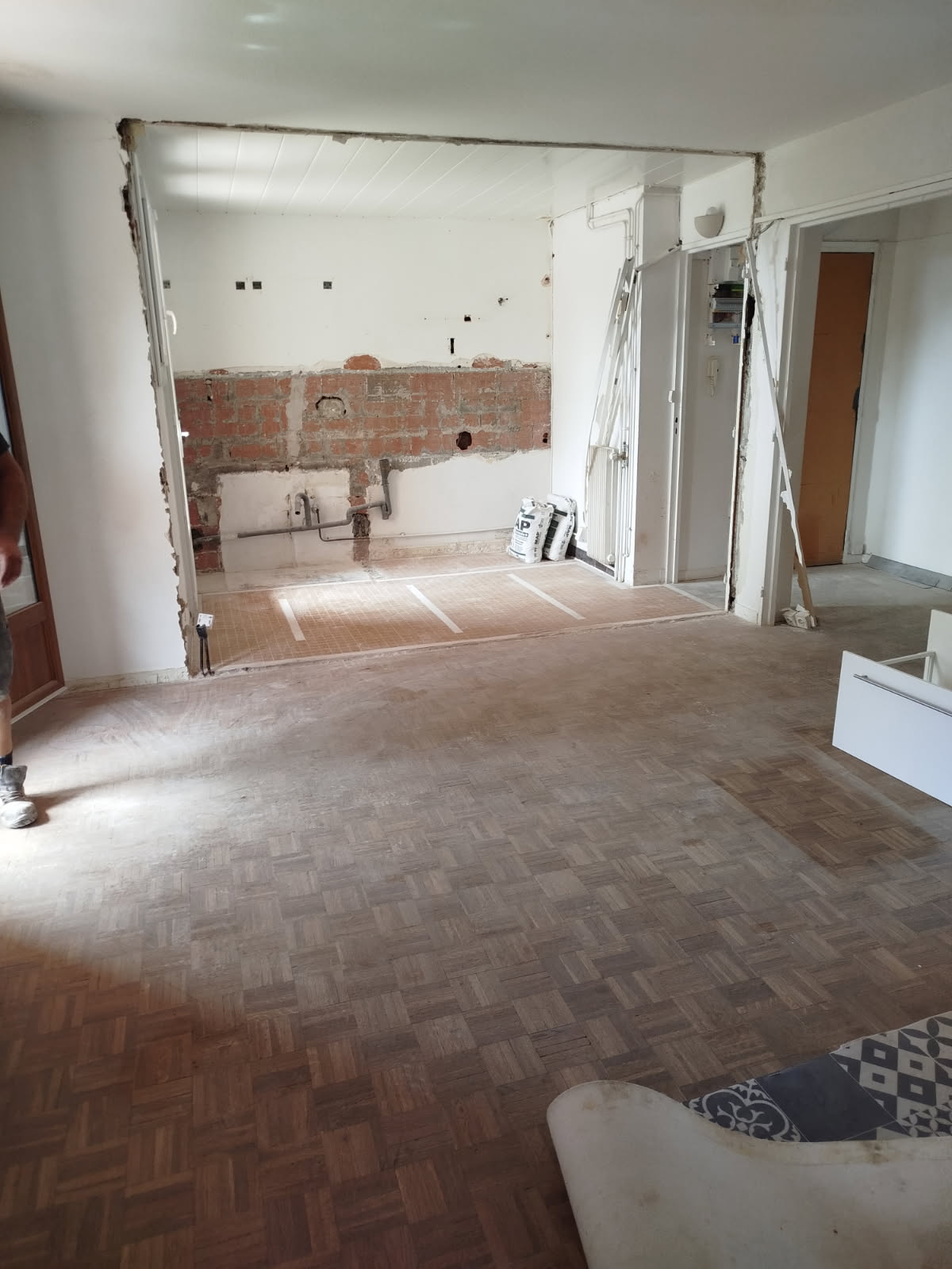 MD-Renovation-Aix-en-Provence-demolition-de-cloison (3)