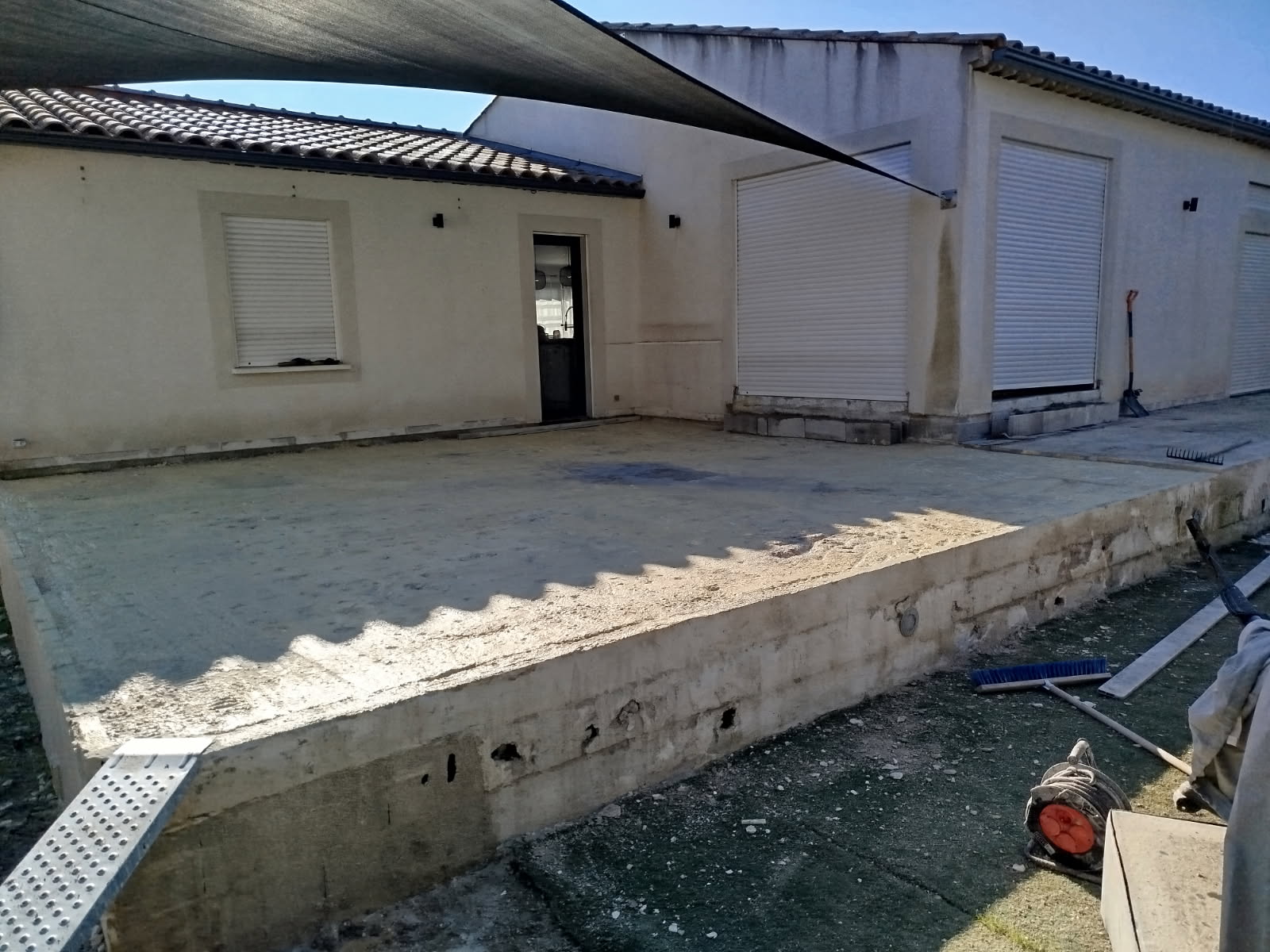 md-renovation13-renovation-terrasse-carrelage (2)
